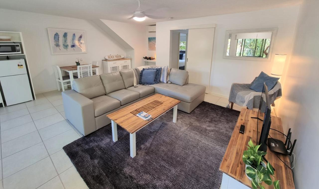 Noosa River Retreat Holiday Apartments Нусавиль Экстерьер фото